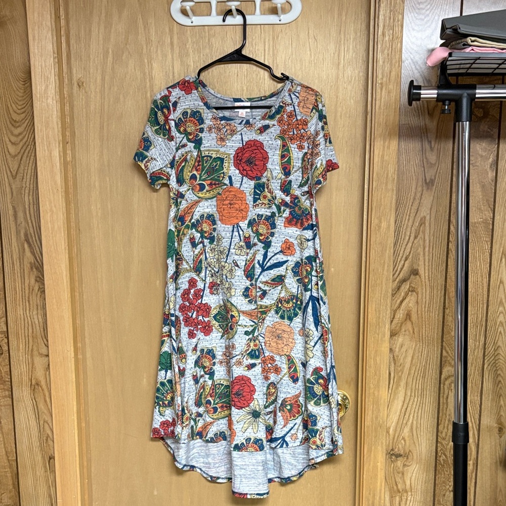 LuLaRoe XS Floral High Low Dress - Multicolor